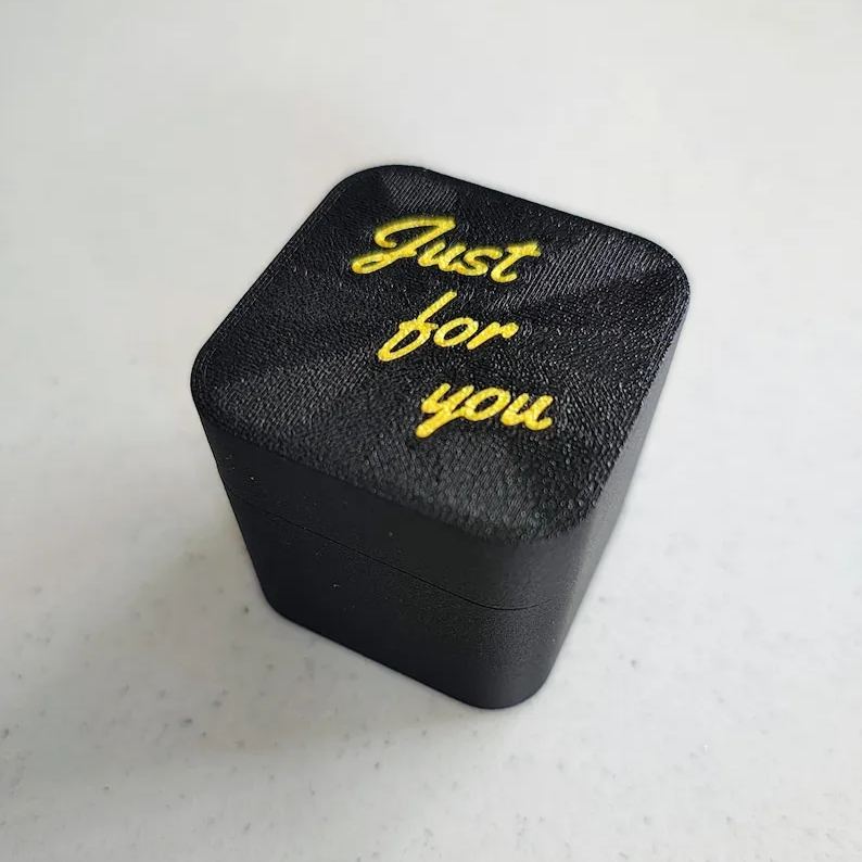 🎁Mittelfinger in einer Box