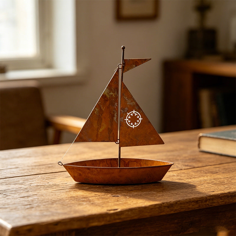 ⛵🌱 Rustikaler Segelboot-Blumenkübel aus Metall – handgefertigt, witterungsbeständig und ideal für Sukkulenten, Kräuter oder Blumen – eine bezaubernde Dekoration für den Garten oder das Regal 🏡