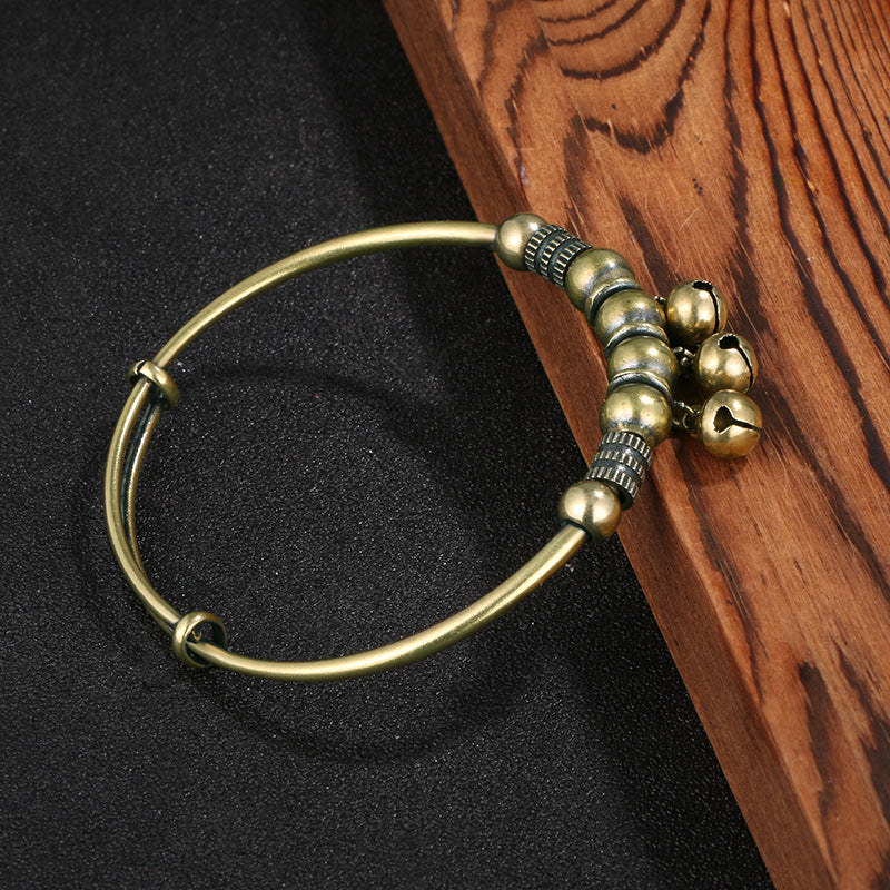 🔔 Armband mit Retro-Messingglöckchen und Schiebeverschluss – stilvoll, dehnbar und perfekt für den Alltag