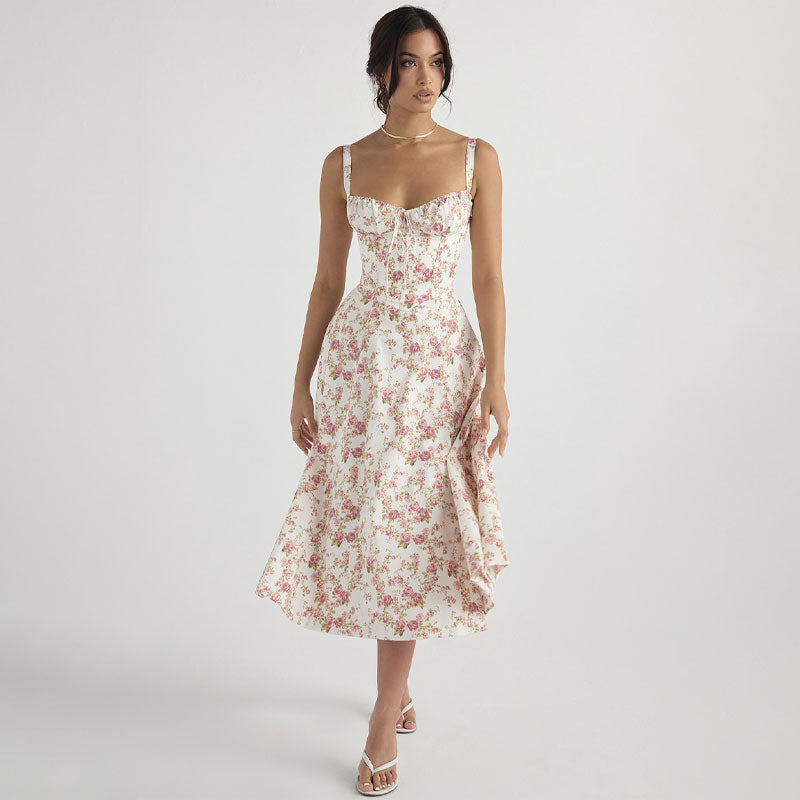 Neues Kleid mit Blumenmuster