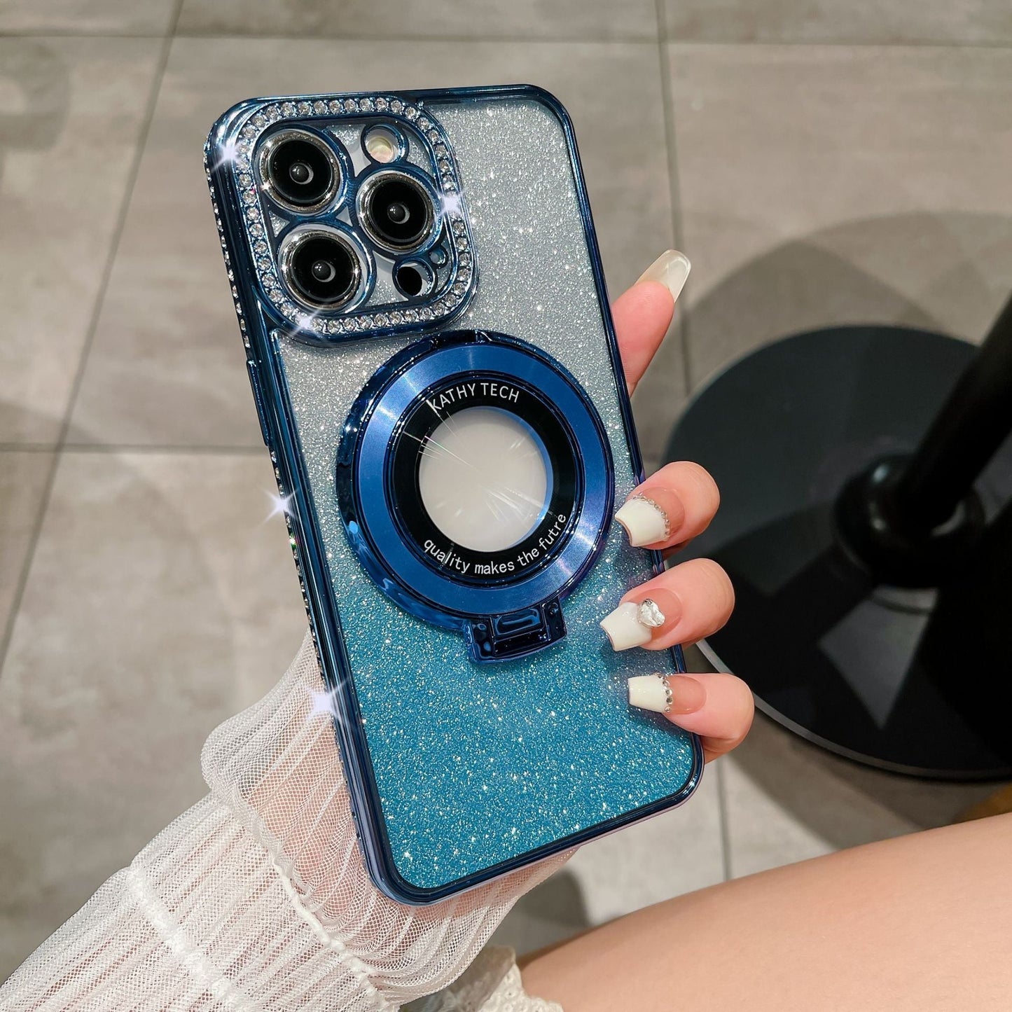 🎁2025 HOT SALE🎉💝Glitter Rhinestones Magnetic iPhone Case mit unsichtbarem Ständer