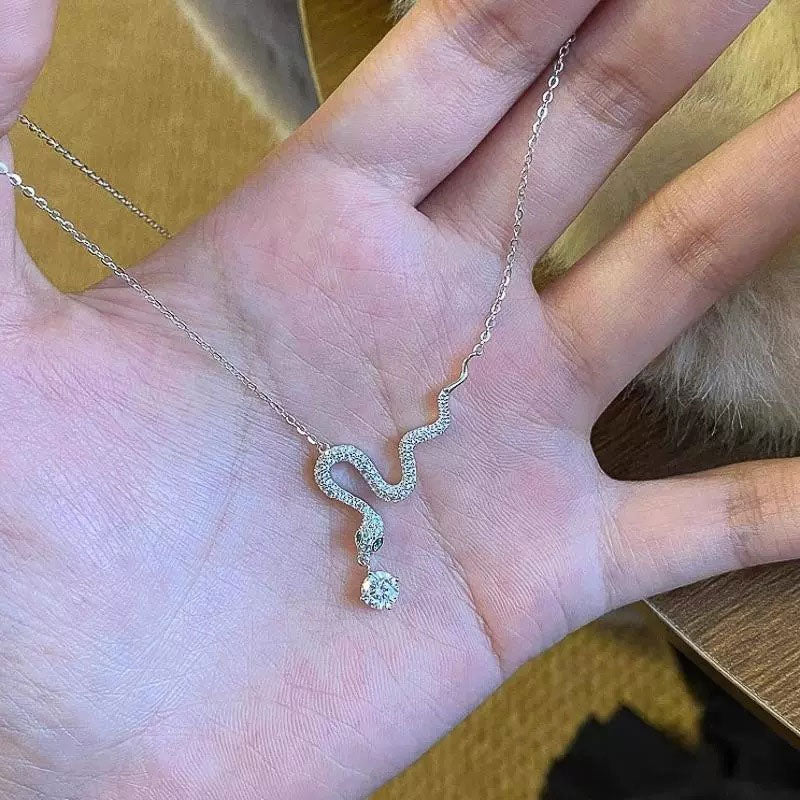 🐍Schick Diamant-Schlangenhalskette✨