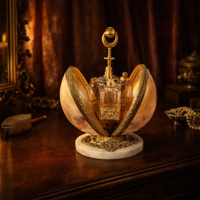 🕯 Vintage-Parfümdisplay aus Muscheln