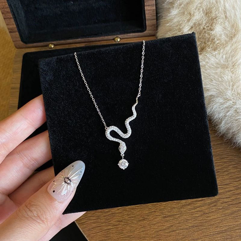 🐍Schick Diamant-Schlangenhalskette✨