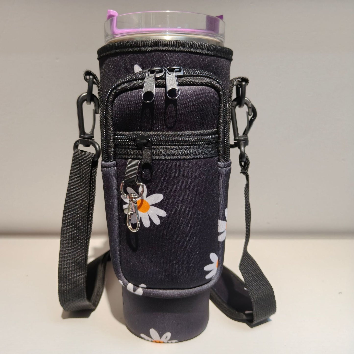 Verstellbare Umhängetasche mit Thermosbecherhalter für