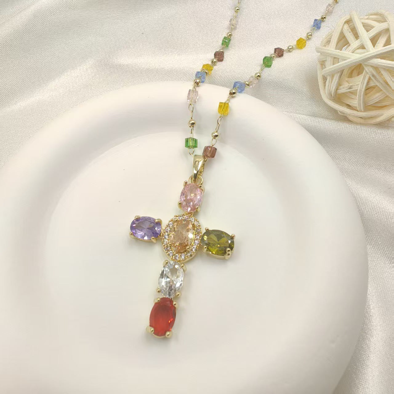 ✨Bunte Halskette mit Strass-Kreuzanhänger
